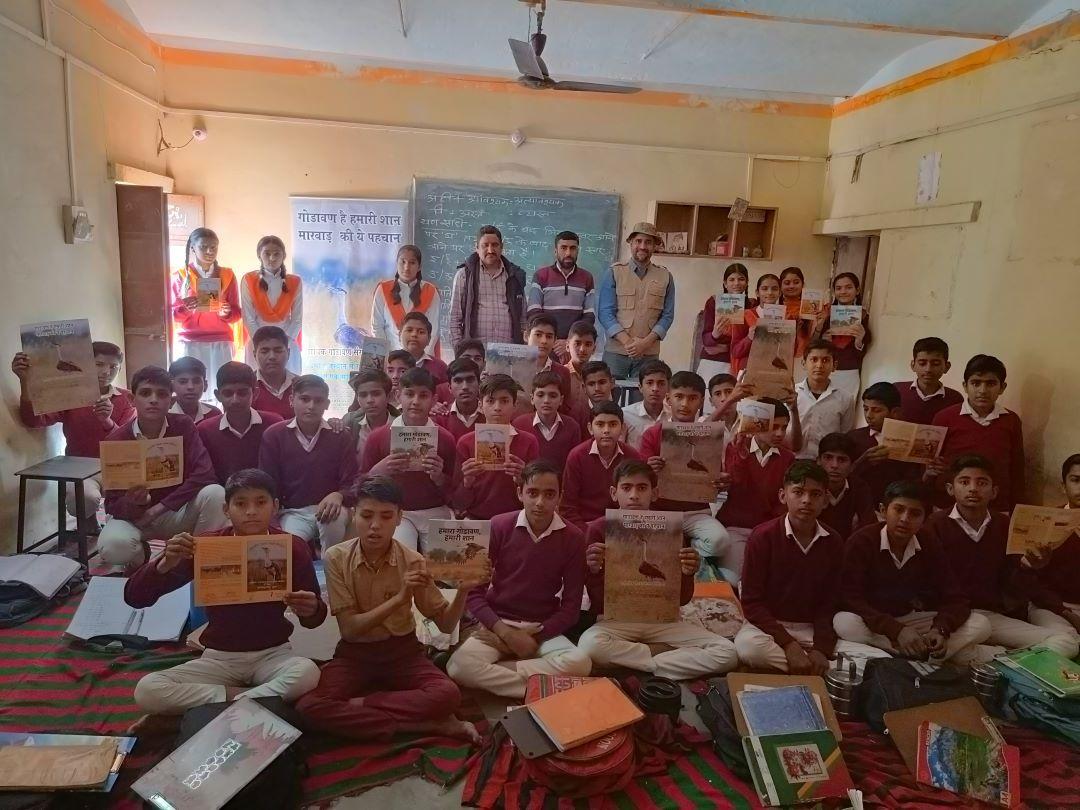 A conservation education and awareness session for school students in Jaisalmer, Rajasthan. Photo credits: Sumit Dookia